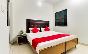 Ganpati Hotel Lucknow